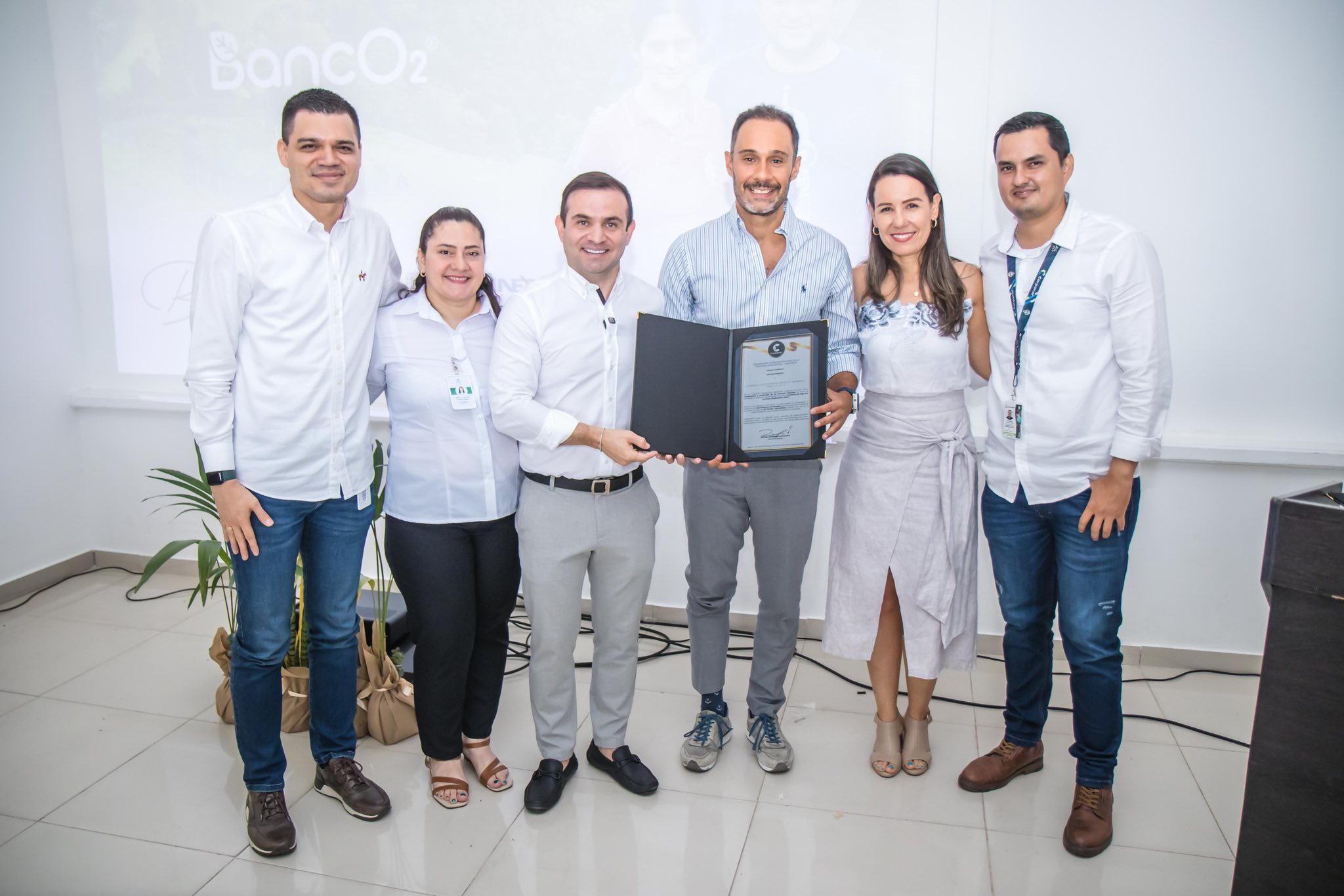 Corponor entrega a CENS 1638937169322079028